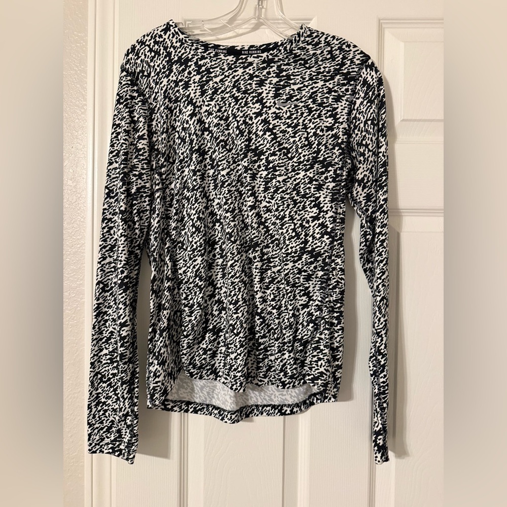 Nike Monochrome Long Sleeve Women's Tee